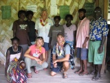 Papua z nauczycielami